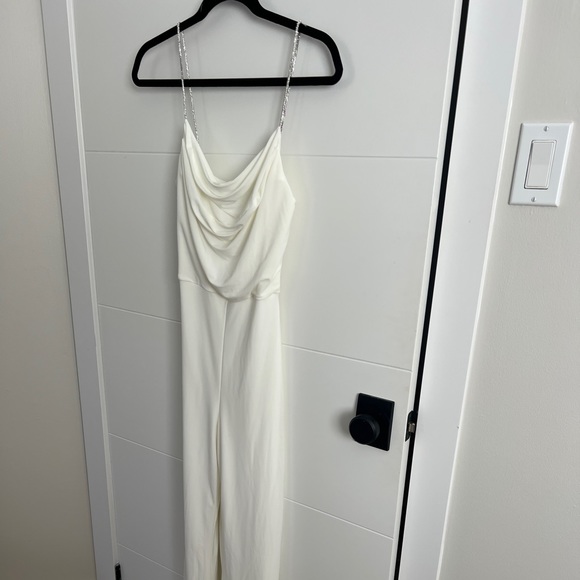White Windsor jumpsuit - Picture 1 of 6